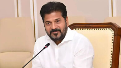 ریونت ریڈی آج 77ویں بار دہلی کا دورہ کریں گے، کونڈا سریکھا معاملہ ہائی کمان کے سامنے اٹھانے کا امکان
