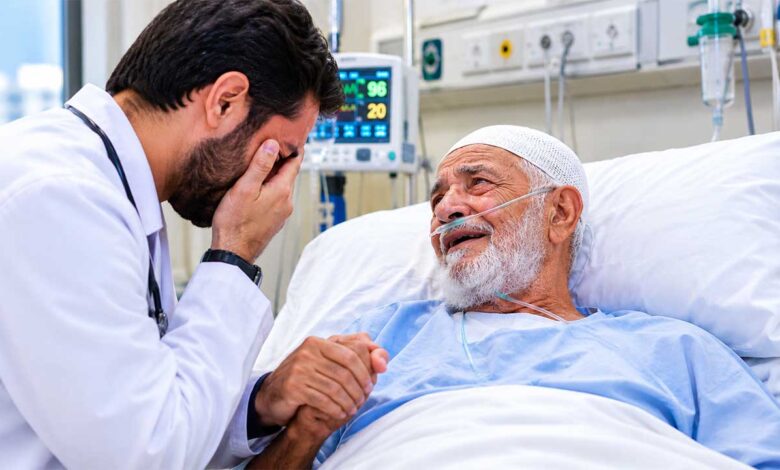 اللہ کی نعمتوں کا احساس 78 سالہ بزرگ کی بات سن کر ڈاکٹر کی آنکھوں میں بھی آنسو آگئے