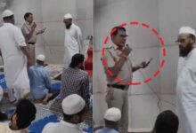ویڈیو: مسجد میں اچانک پولیس عہدیدار کی آمد، لوگوں سے کی گئی اہم اپیل