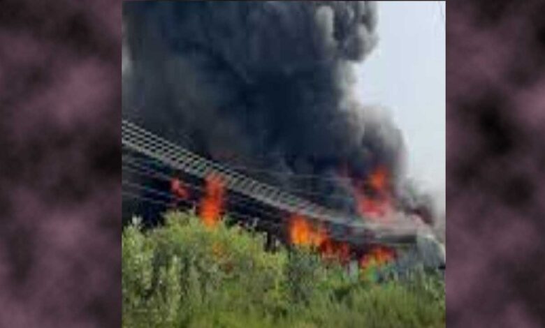 ورنگل ضلع میں زبردست آگ سے کھاد اور آٹوموبائل کی دکانیں جل کر خاکستر
