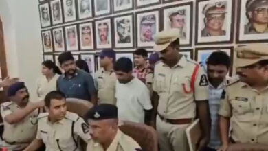 لڑکیوں کی فرضی سوشل میڈیا آئی ڈی بنا کر تقریباً ایک ہزار افراد کو دھوکہ، 26 لاکھ روپے بٹورنے والا نوجوان گرفتار