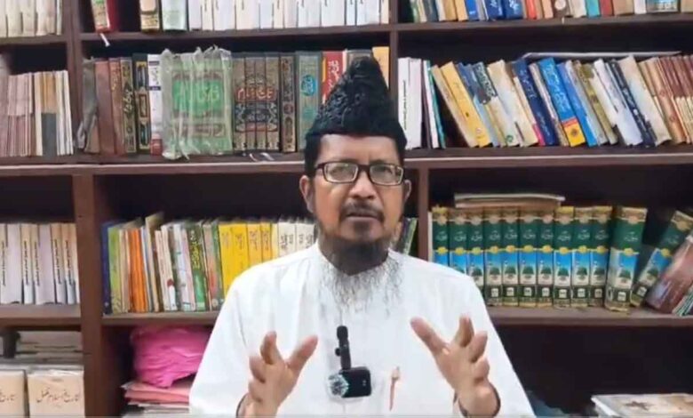 سیاسی فائدہ کیلئے اکھلیش‘ اعظم خان سے ملنے جارہے ہیں:مولانا رضوی