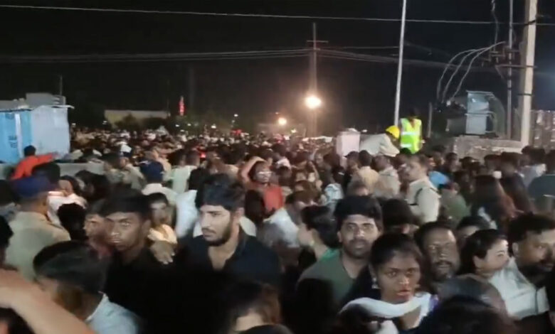 ورنگل میں راون دہن تقریب کے دوران بھگدڑ جیسی صورتحال، خواتین اور بچے زخمی