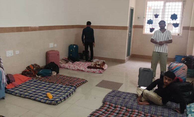 ملگ گورنمنٹ میڈیکل کالج میں بدانتظامی، طلبہ فرش پر سونے پر مجبور