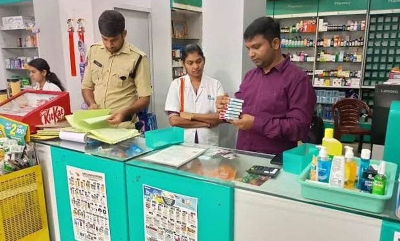 حیدرآباد میں 106 میڈیکل شاپس کا معائنہ، 32 کو شوکاز نوٹس جاری