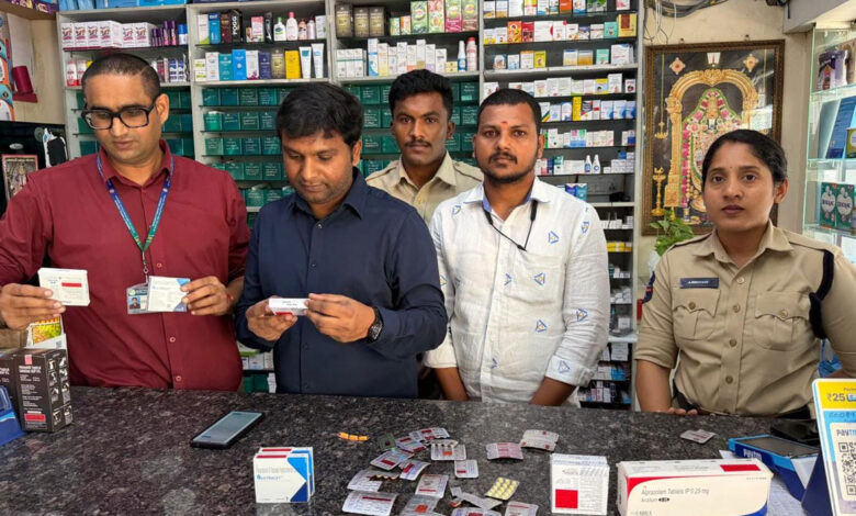 حیدرآباد میں TG SAFE کی بڑی کارروائی، 137 میڈیکل شاپس میں بے ضابطگیاں، لائسنس منسوخی کا انتباہ