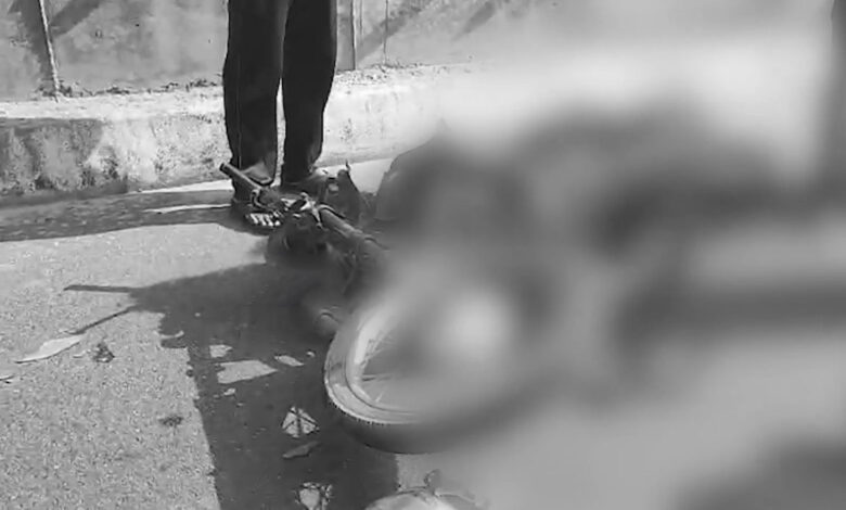 حسن آباد میں خوفناک سڑک حادثہ، دو افراد ہلاک، ایک شدید زخمی